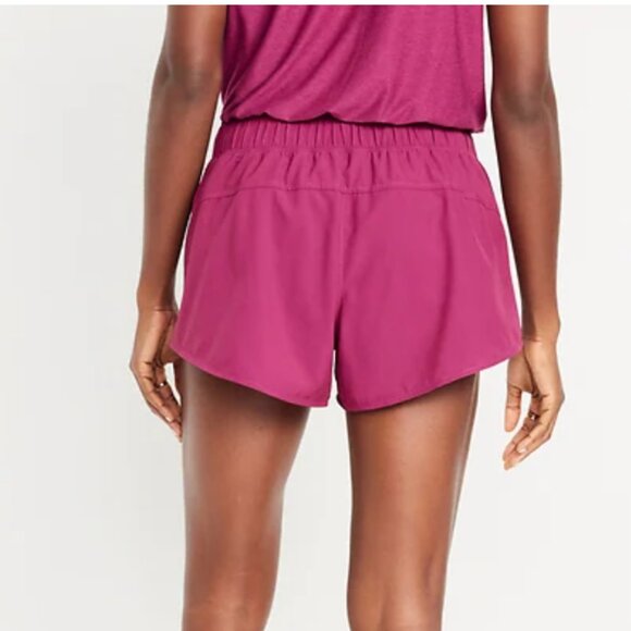 NEW Old Navy Mid-Rise StretchTech Run Shorts -- 3-inch inseam - Picture 2 of 3